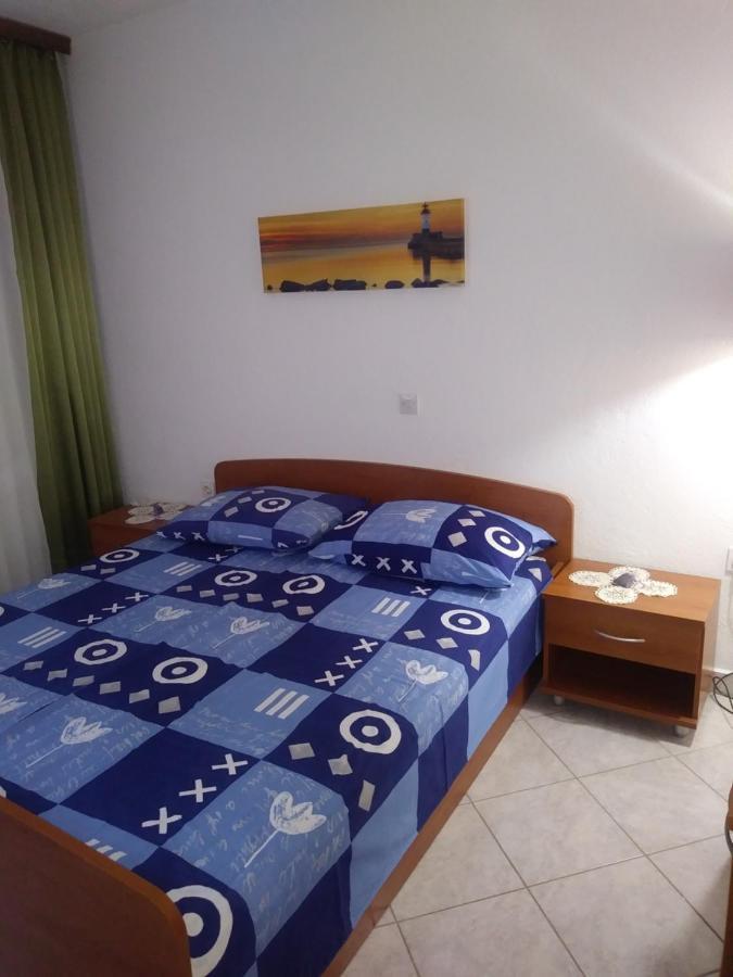 Apartments Soljacic Bol Exterior photo